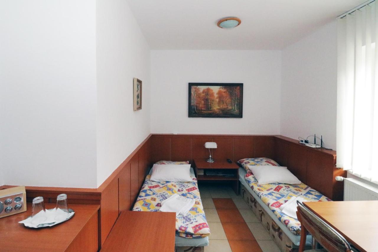 Penzion Hurka Hotel Dolni Libchavy Eksteriør billede